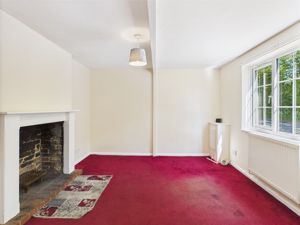 Dining Room- click for photo gallery